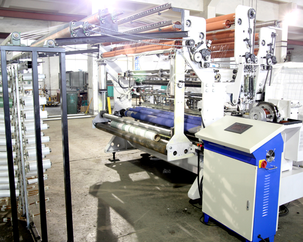 HY289捆草網(wǎng)經(jīng)編機(jī)